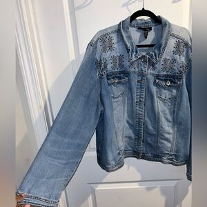 Plus Size Denim Jacket….. Sz 22/24